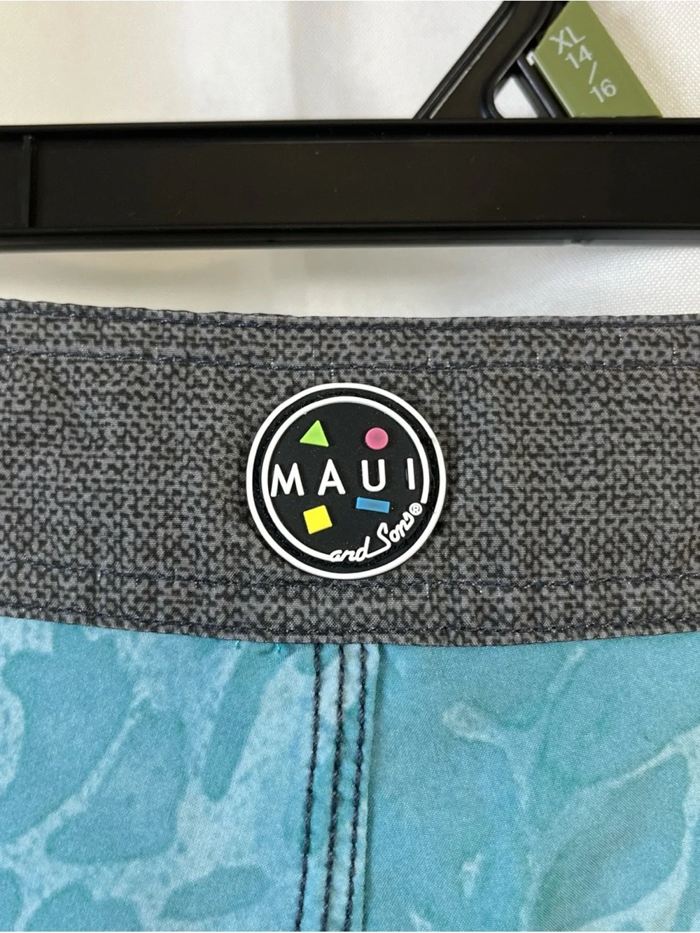 Maui and Sons Colorblock Board Shorts 4 Way Stretch Grey Blue Mens 32